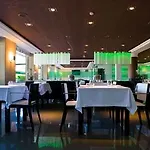 Hotell Inffinit 3*