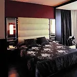 Inffinit Hotell 3*